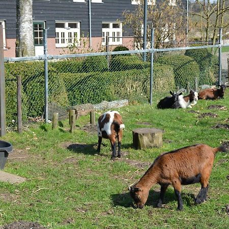 De Rulse Hoeve 黑泽 外观 照片